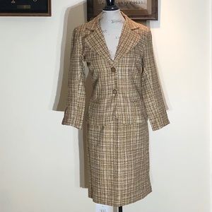 New Taylor Made Women’s Two Pieces  Suit Brown